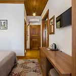 Armistis מודניה