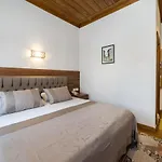 מלון Armistis מודניה