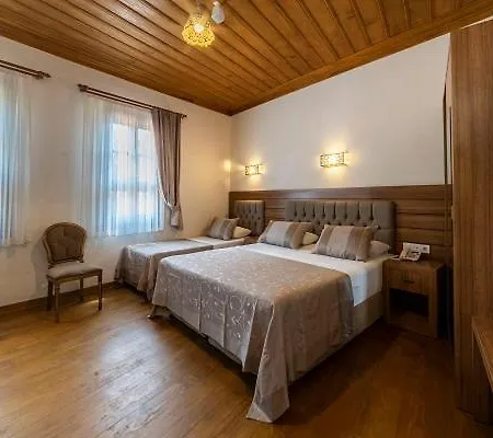 阿尔米思提斯酒店 穆达尼亚