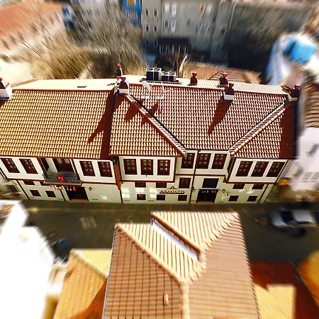 阿尔米思提斯酒店 穆达尼亚