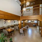 Armistis Hotell 2*