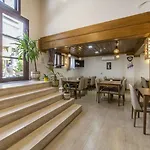 Armistis Hotel 2*