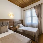 Hotel Armistis 2*